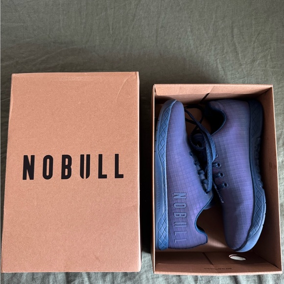 NOBULL iridescent / reflective blueish purple Sneakers - Picture 4 of 5